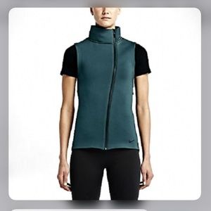 Nike Therma-Sphere Max Women's Training Vest
